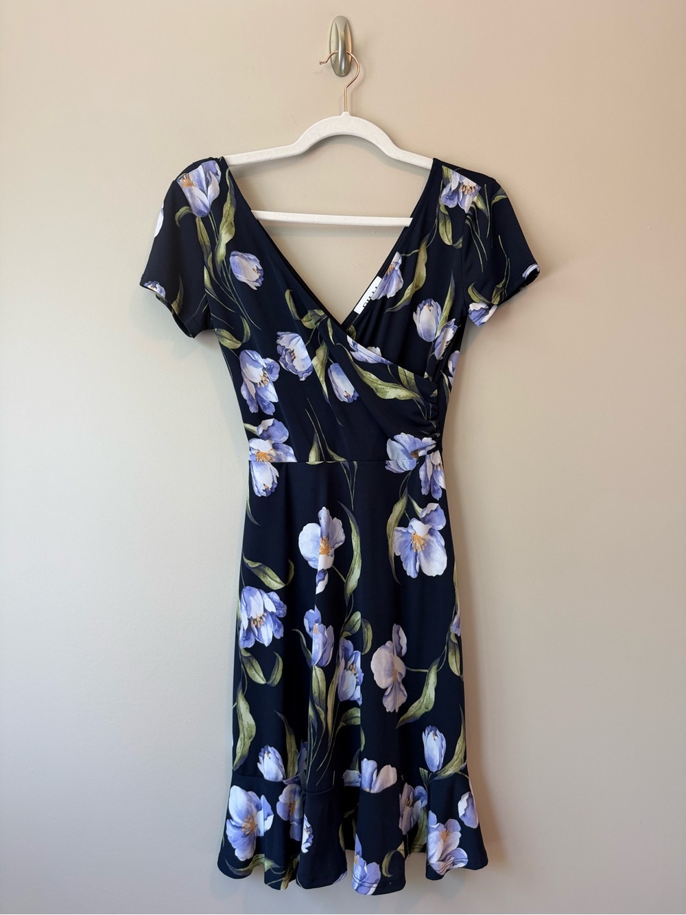 Gilli Wrap Mini Dress Size S | Black Blue Tulip Floral | Ruffle Hem VGUC
